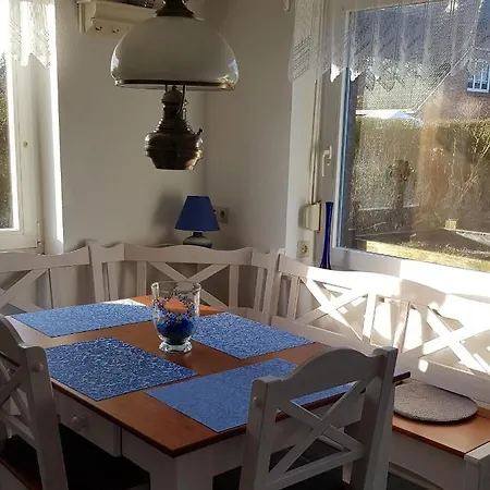 Ferienhaus Kaethchen Am Deich Vor Den Toren Von Sylt